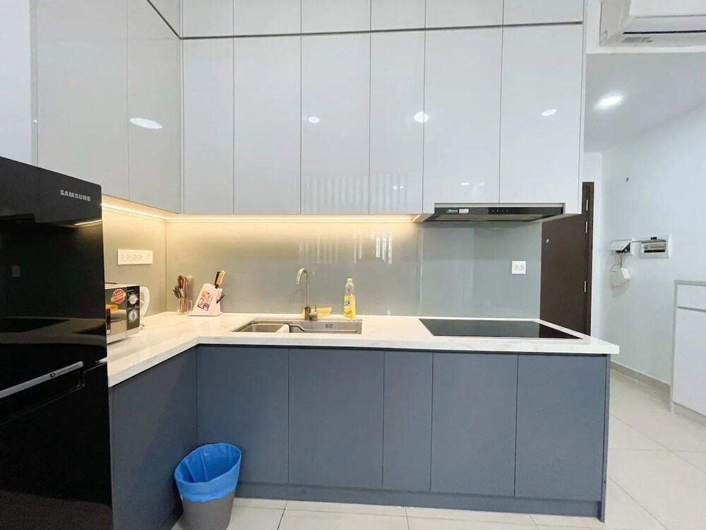 Sunrise City View Apartment
