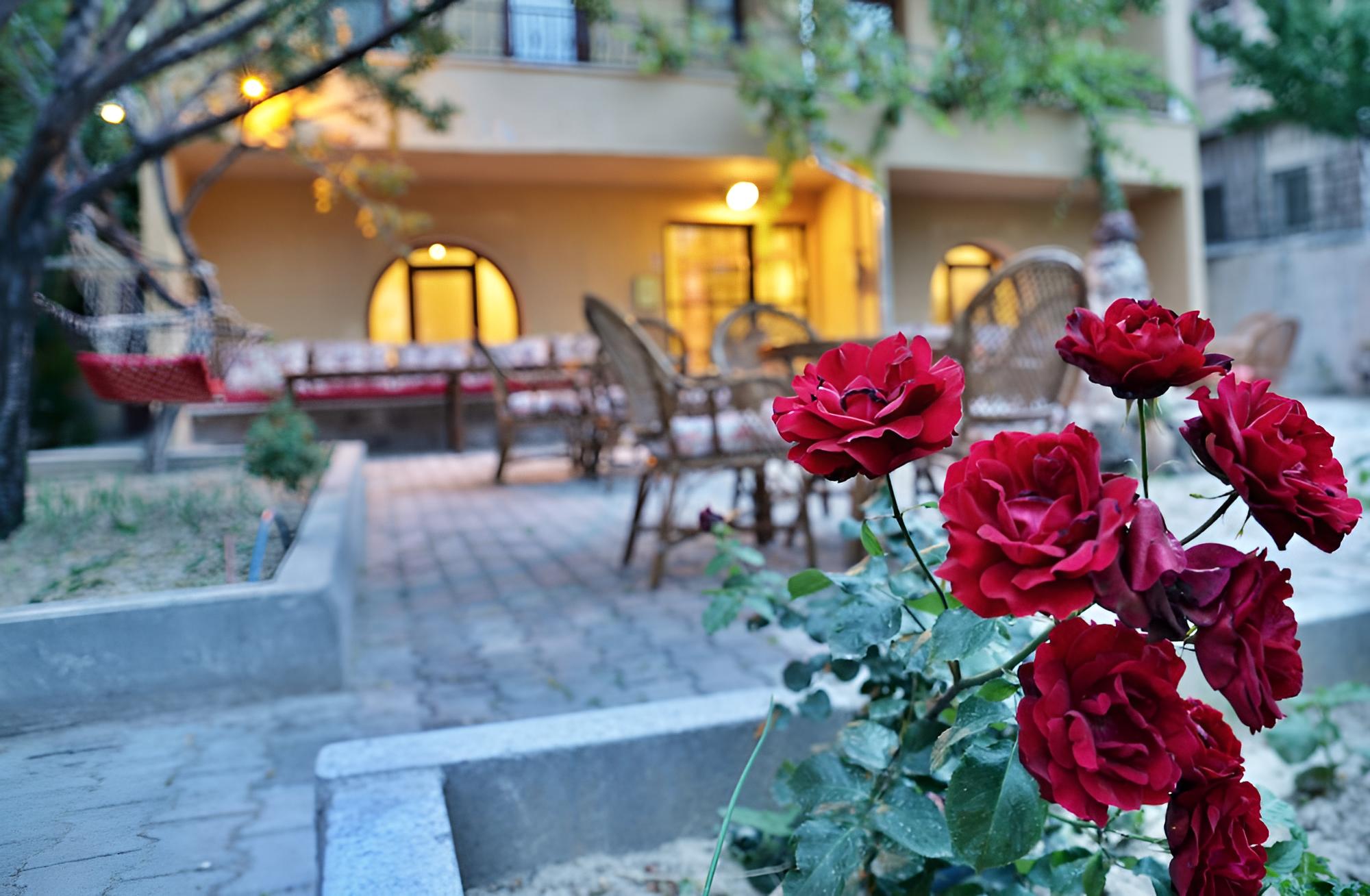 Dedeli Deluxe Hotel
