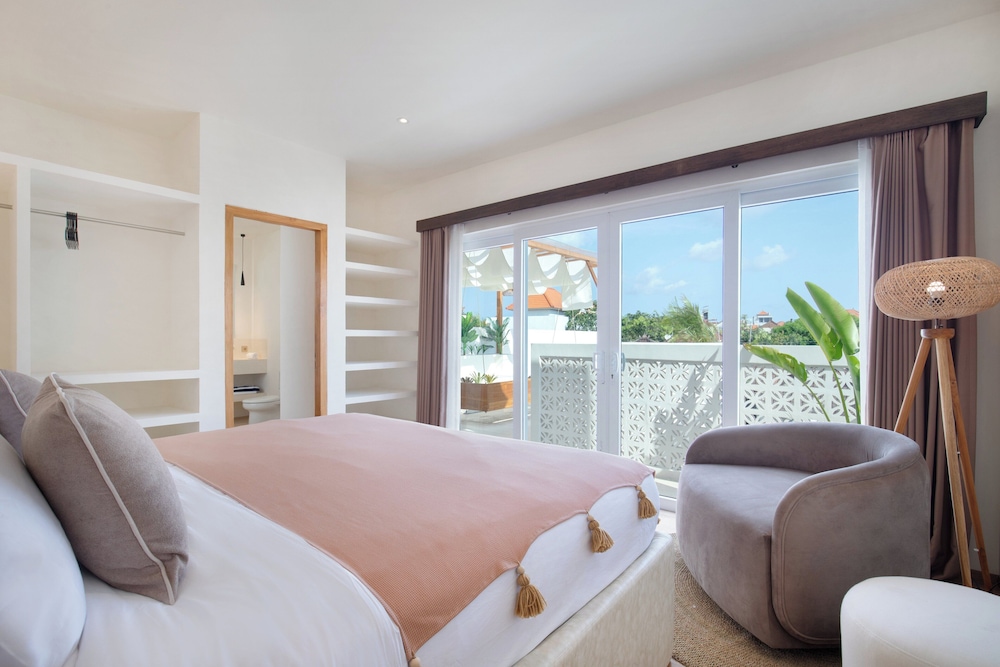 Villa Bora Berawa