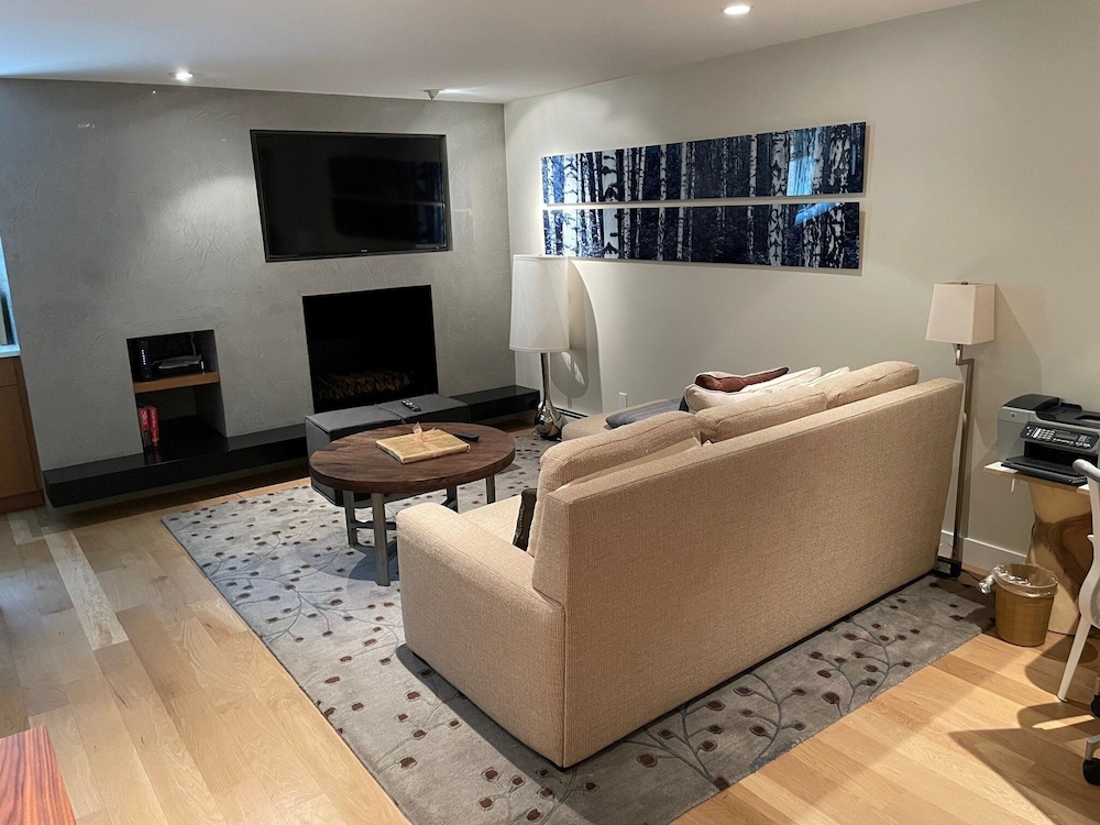 Aspen Snowmass Alps Apartments