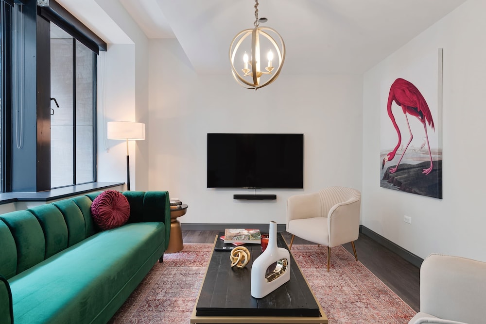 Two Units Seamless Stay Downtown Convenience