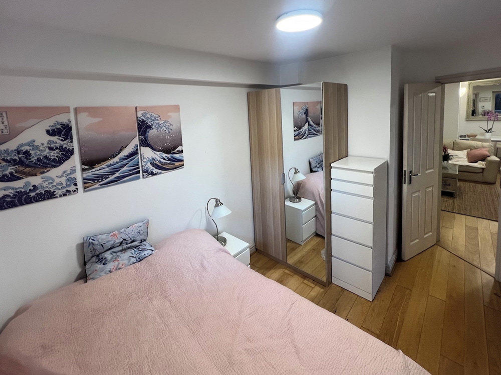 Charming 2bedroom flat in Shepherds Bush