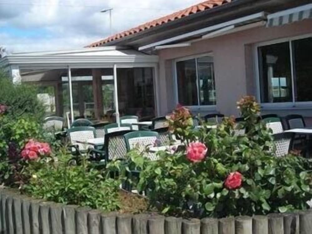 Hotel Le Pairoux - Property Image 8