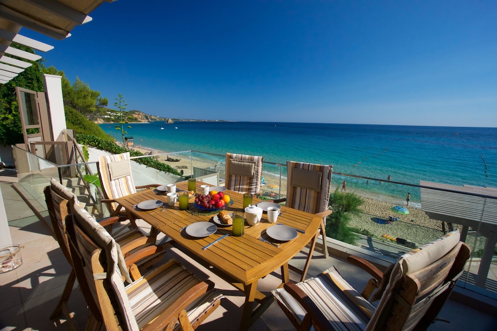 Infinity Beach House