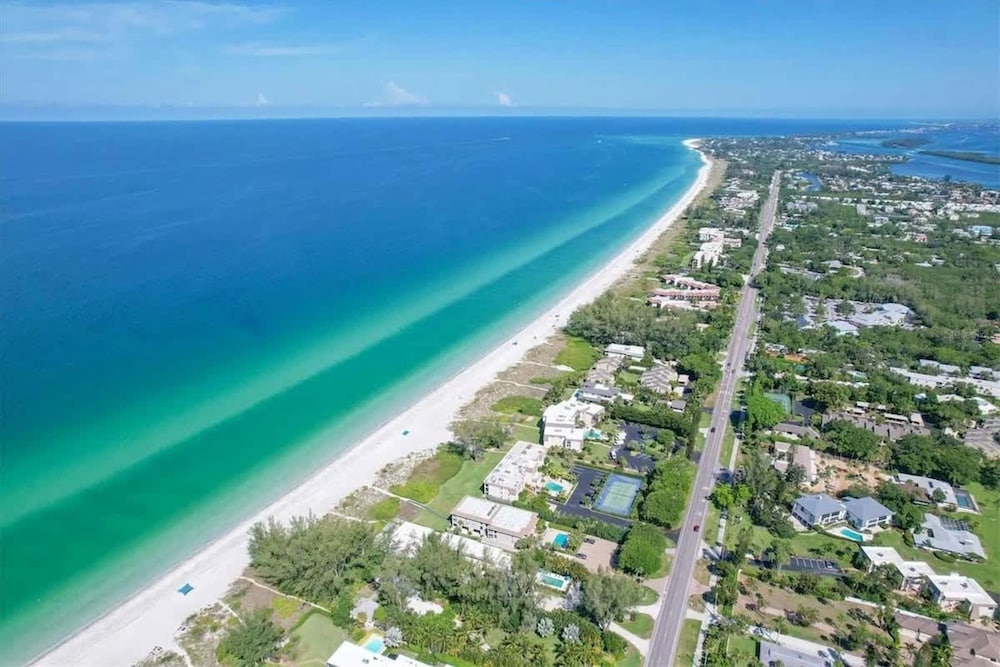 Luxury Beachfront Retreat in Longboat Key