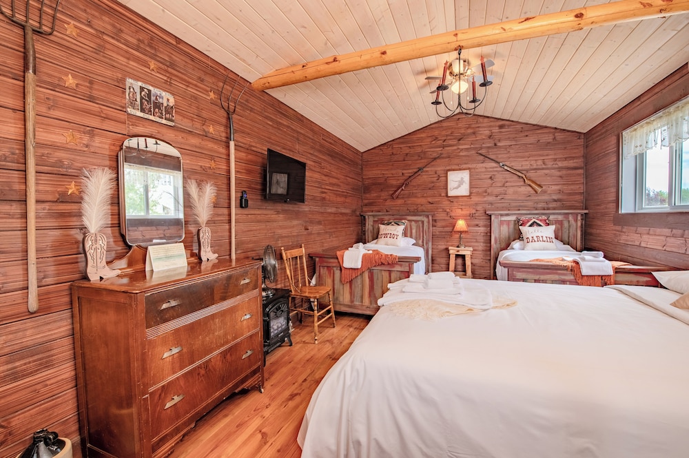 Prairie Junction Cabins Stettler
