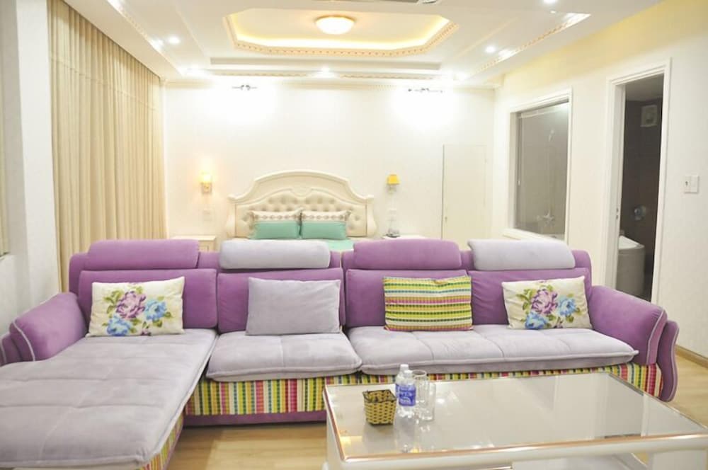 Phoenix Hotel