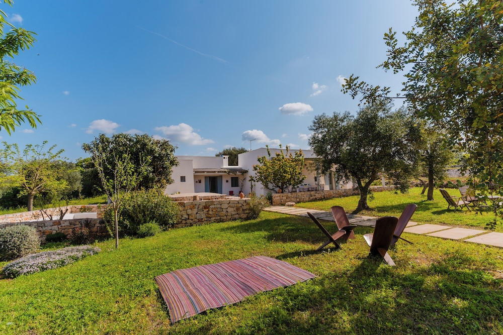 Ker Rail Villa with Pool by Wonderful Italy