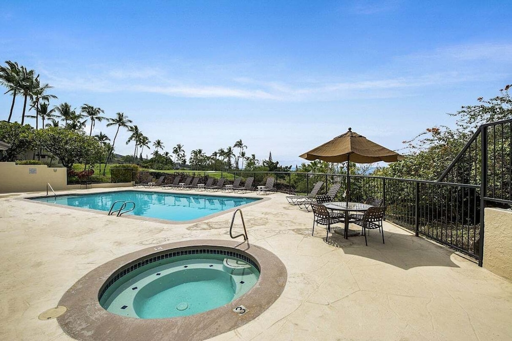 Ocean and Golf Course Views - Top Floor -vrkcv