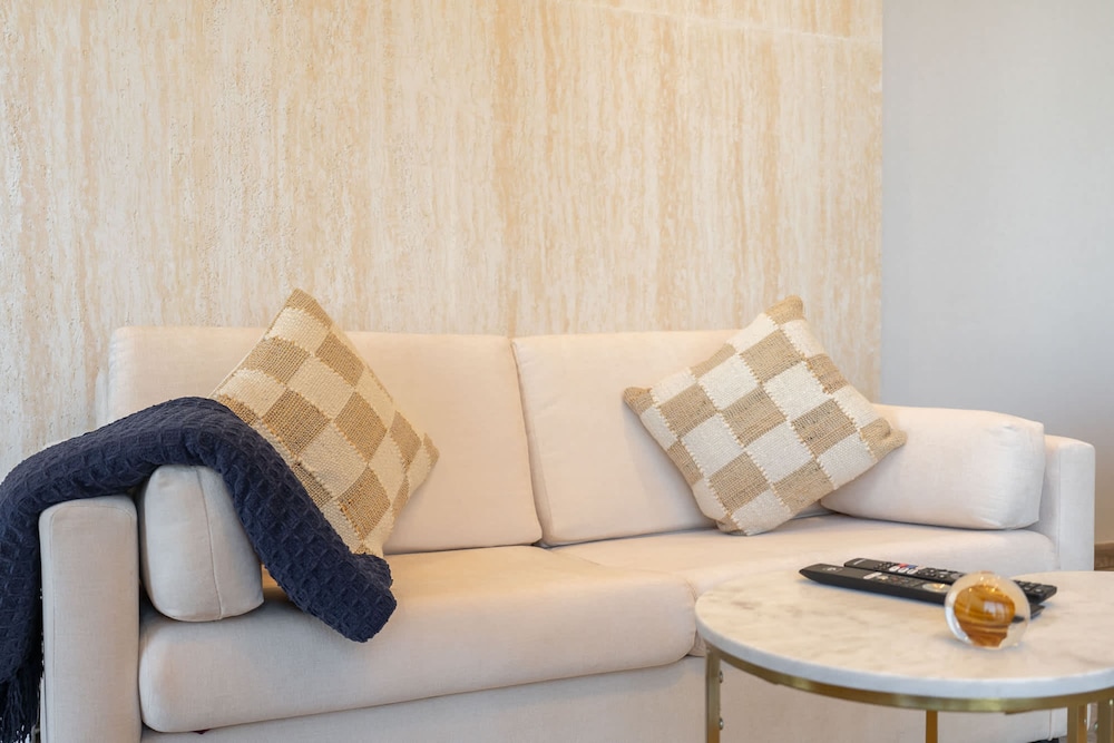 Studio in Difc That Sleeps 4 Comfortably