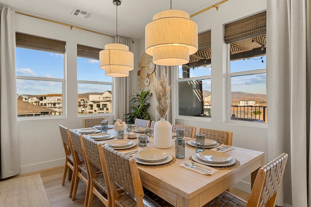 Surfside Escape 3 Bedroom Condo