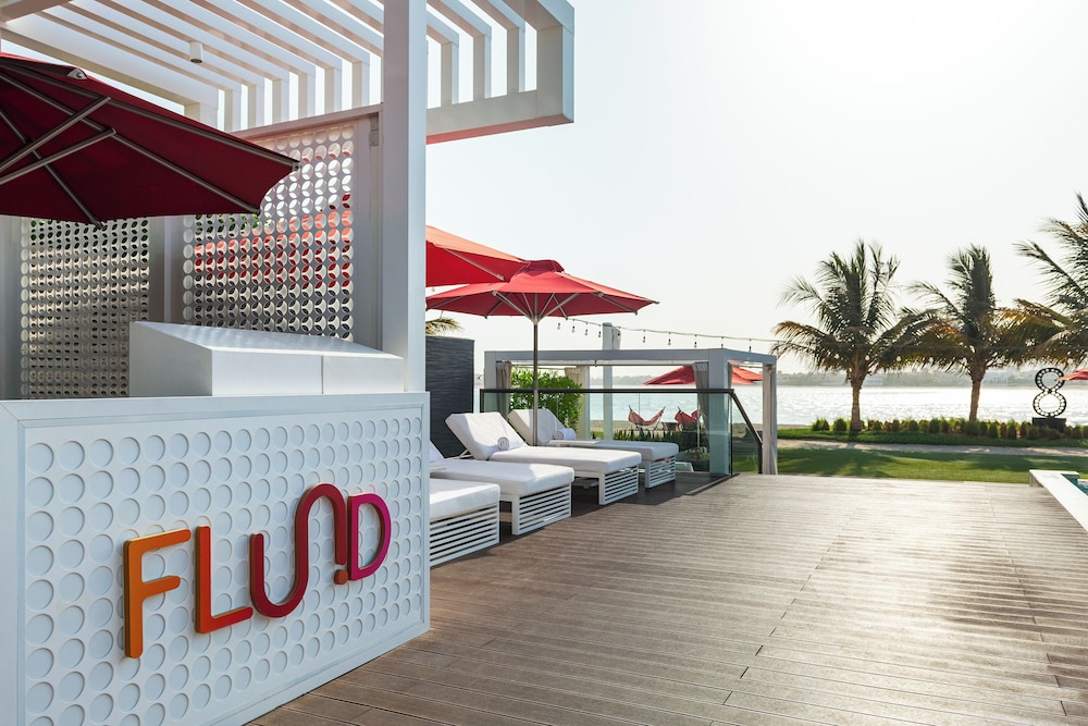 Th8 Palm Dubai Beach Resort, Vignette Collection by IHG