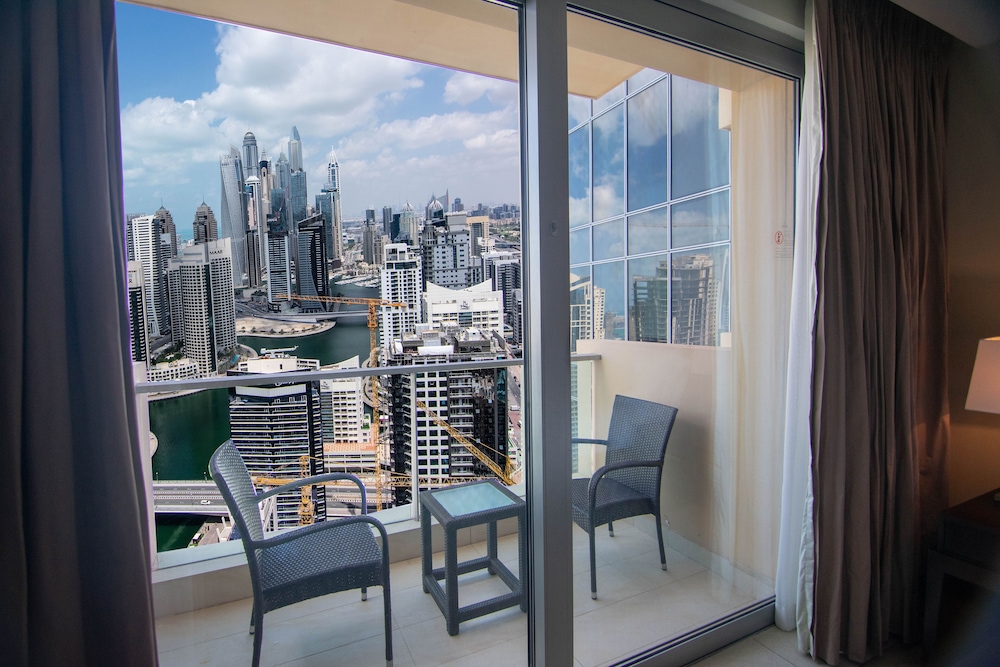Lux BnB Address Dubai Marina-Studio