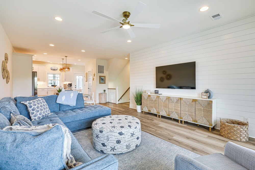 Walk to the Waves: Coastal Kure Beach Retreat
