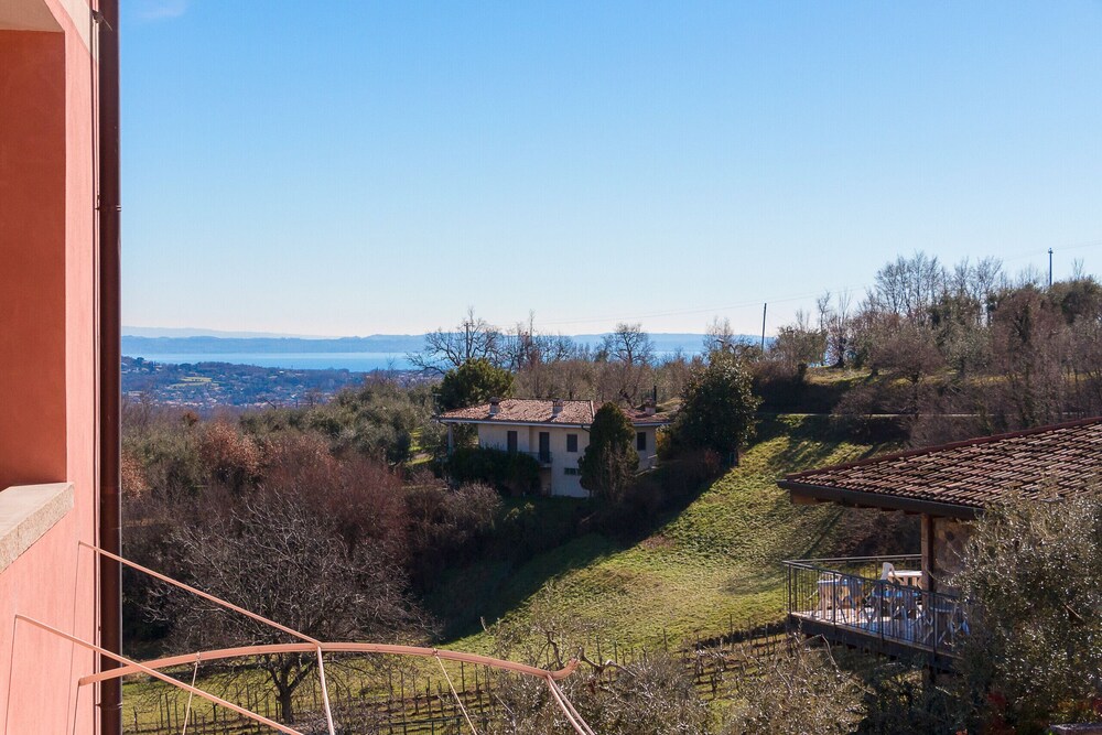 Borgo al Sole 1 in Puegnago sul Garda