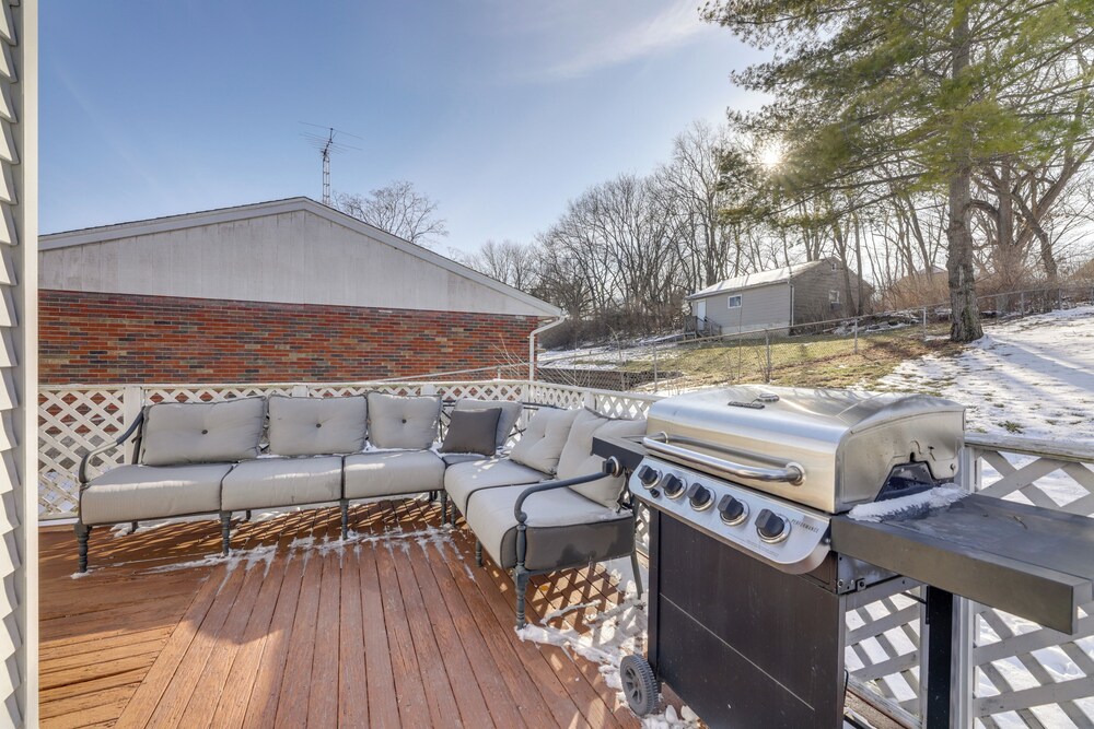 3 Mi to Englewood Dam: Pet-friendly Home w/ Yard!