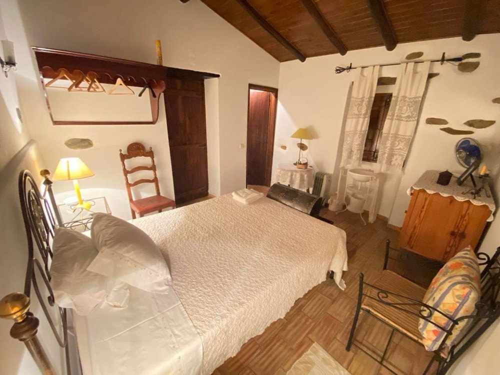 Serra do Caldeir o Private Pool Villa