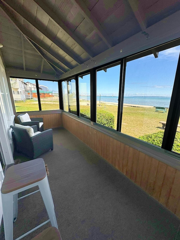 Lake Cottage at Beachcomber of Mackinaw