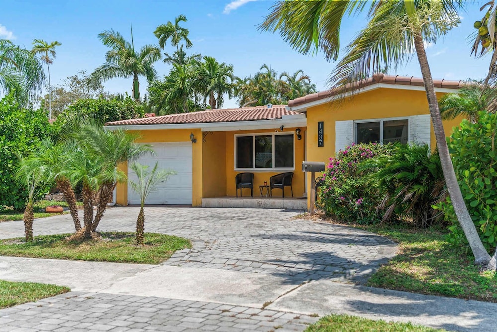 Ocean House - For 4!
