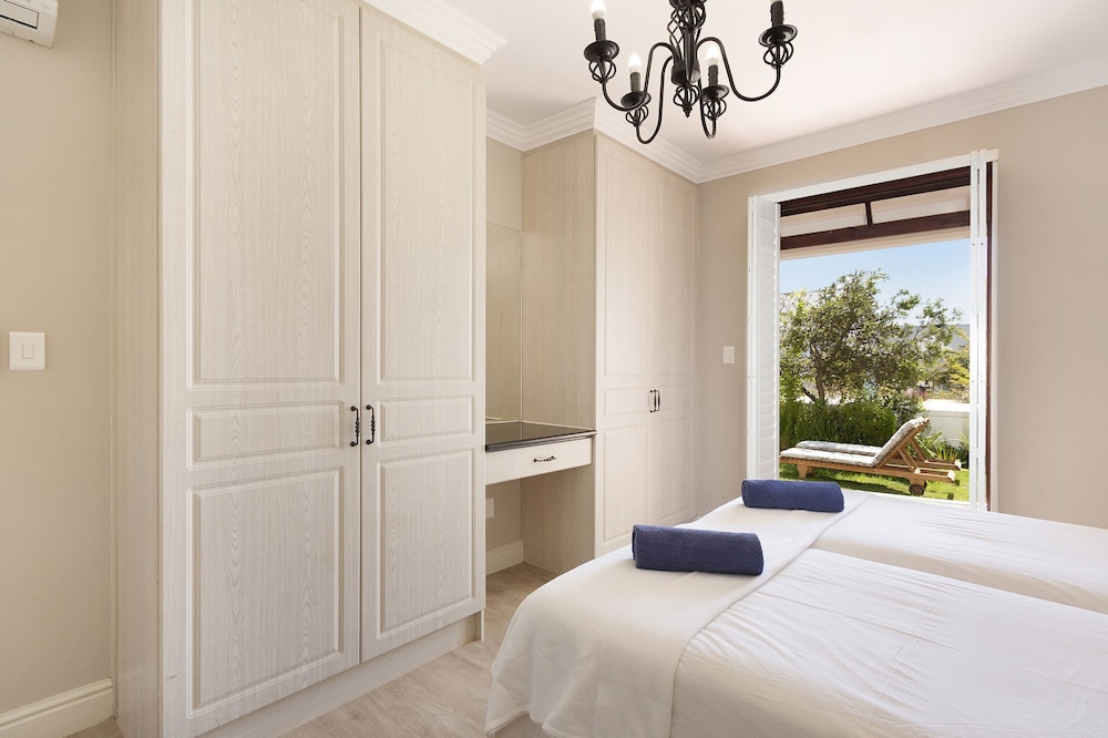 Winelands Golf Lodges at De Zalze