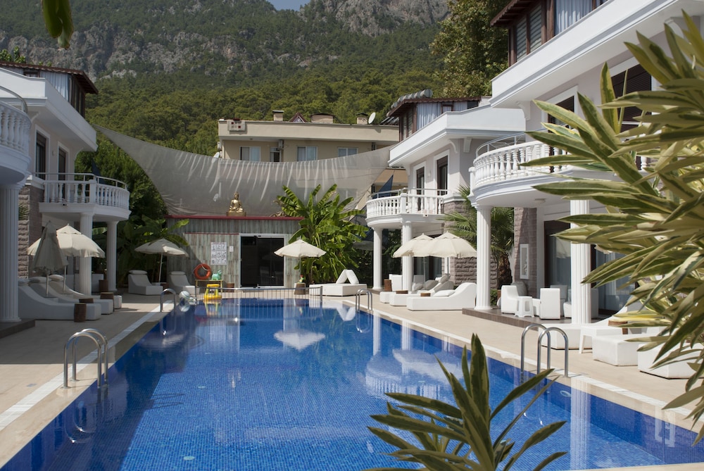 Bamont Villas
