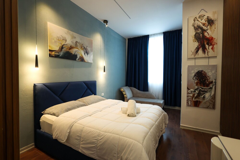 Grandstay Apartments 14
