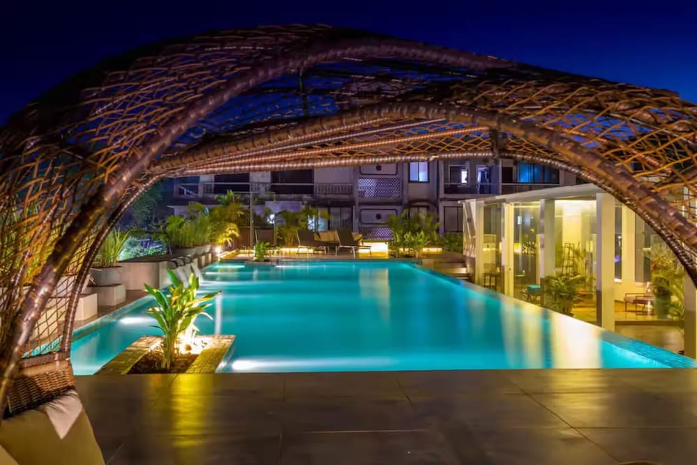 The Coastal Nest - 2BHK by Da Alohas