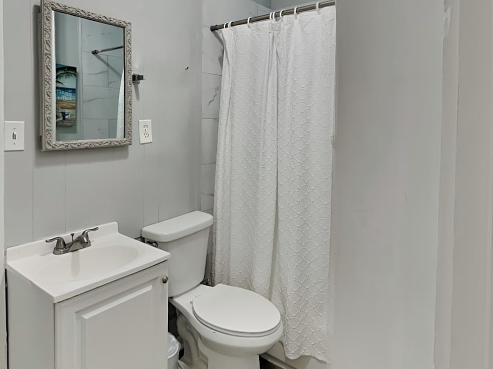 Pleasure Pier Retreat Manor by Ryson Vacation Rentals