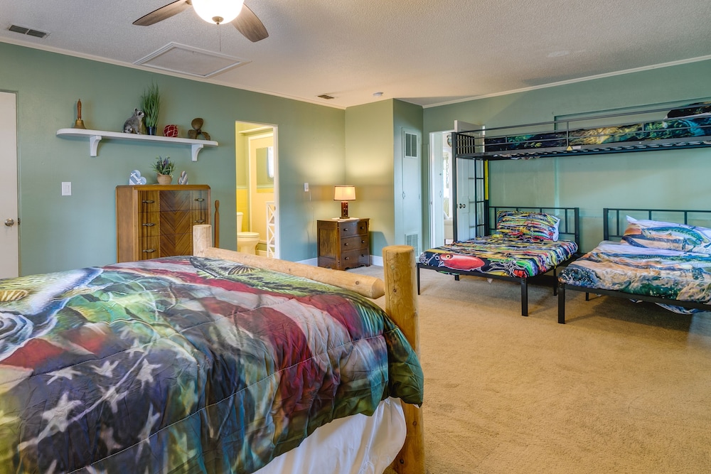 Dunnellon Vacation Rental w/ Pool - Kayak & Fish! view 3