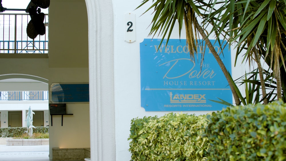 Dover House Resort