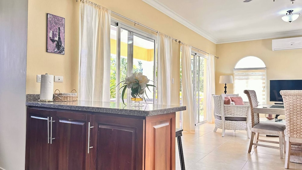 Villa With Pool in Santa Fe