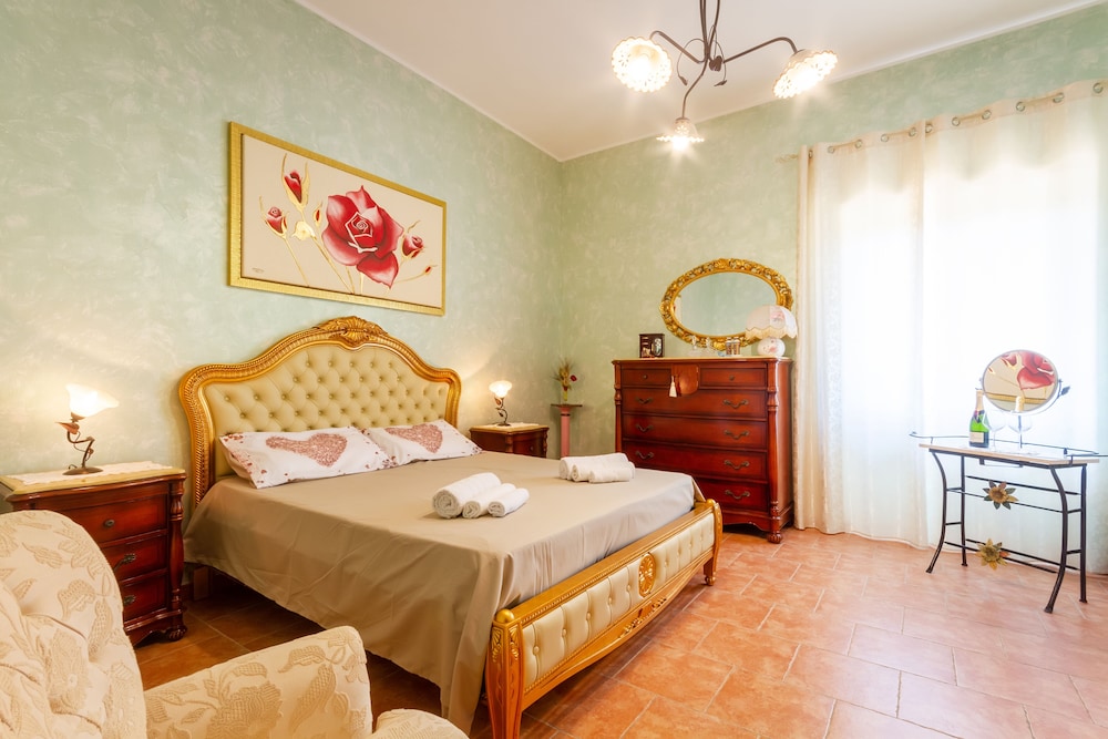 Relax in Style in Porto Cesareo's Hidden Gem view 5