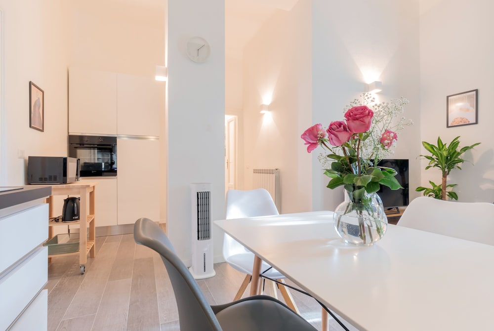 Charming Apartment Milano City Center