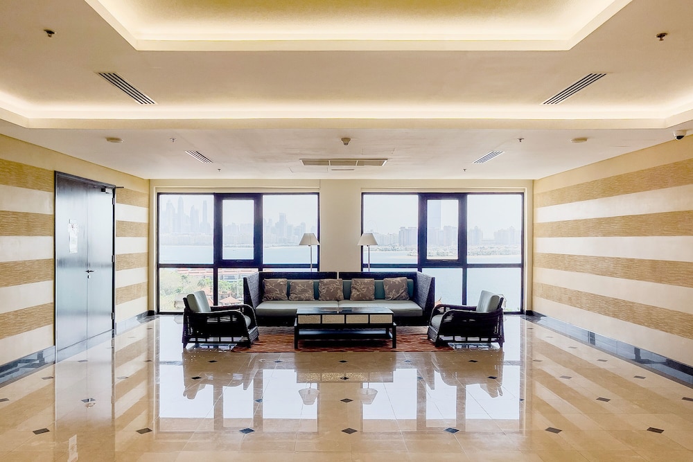 Exotic Apartments at Royal Amwaj