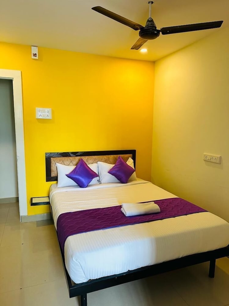 Hotel SY Comforts