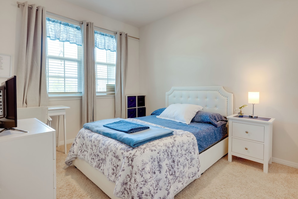 3 Mi to Dtwn Kyle: Wfh-friendly Home w/ Patio
