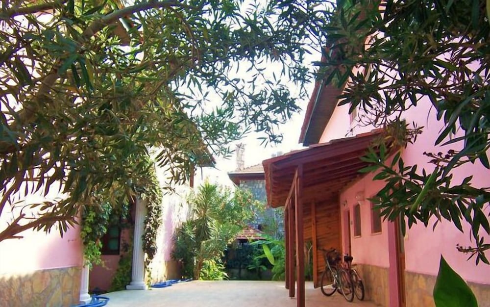 Villa Poseidon Apartments