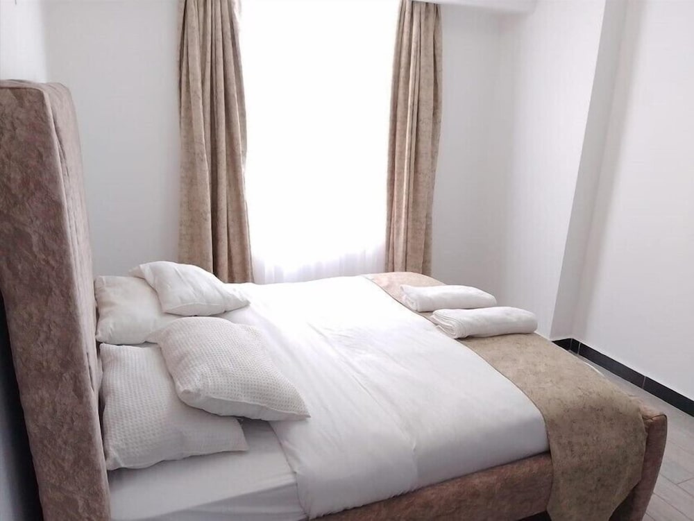 Staroot Residences - Dreamy Retreat