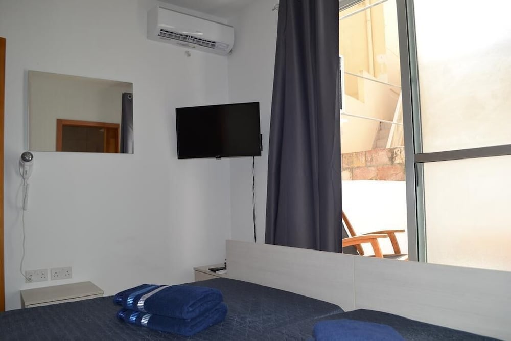 La Luna Townhouse view 4