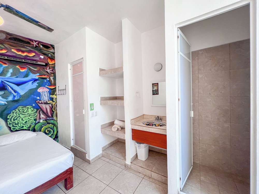 ITH Sayulita Amazing Surf Hostel