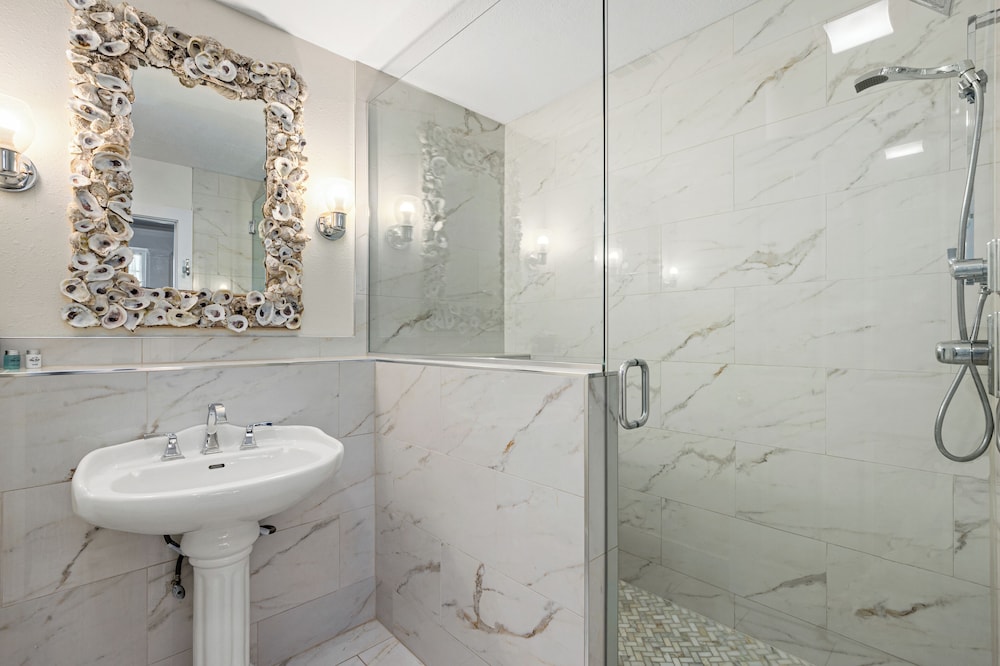 A Winterpast by the Sea - Gulf Front on 30A With Private Pool!