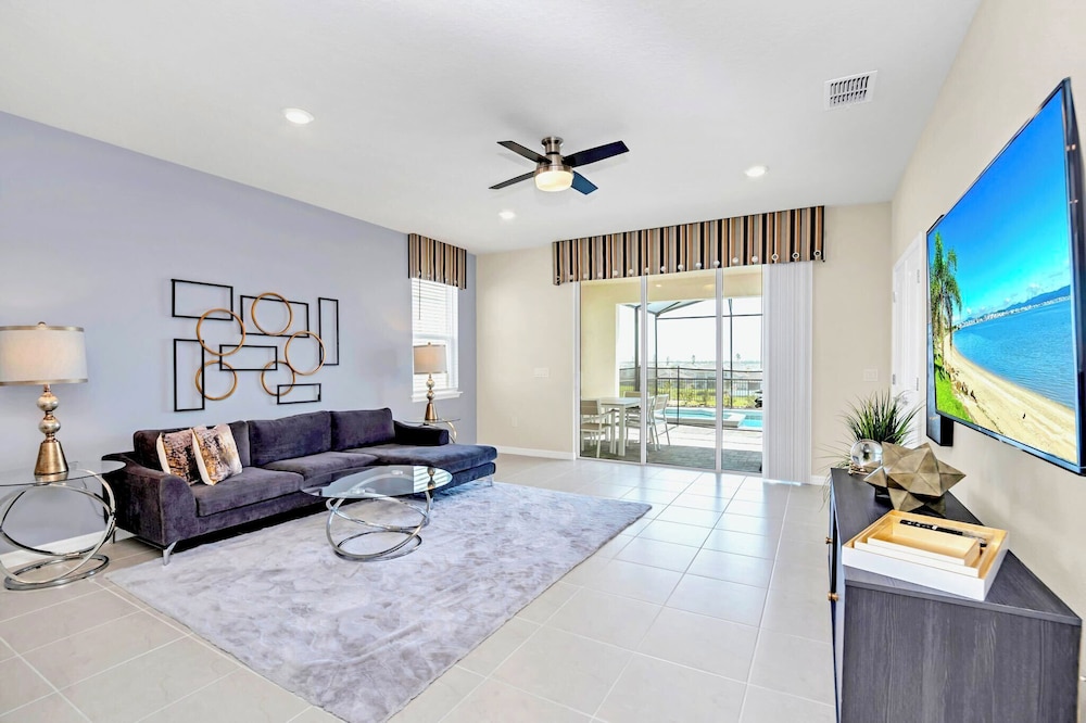 Upstay: 7BR Resort Home w Private Poolnear Disney