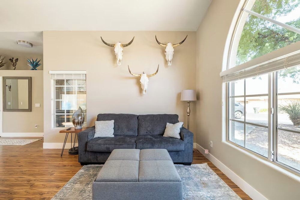 Cave Creek Gem - Heated Pool