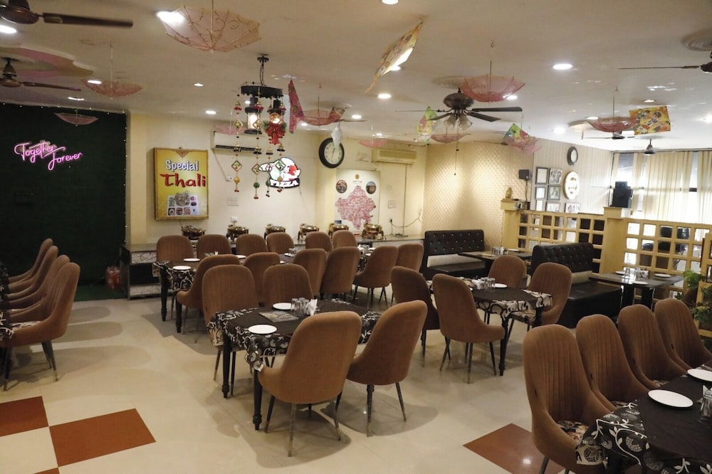 Hotel Om Complex