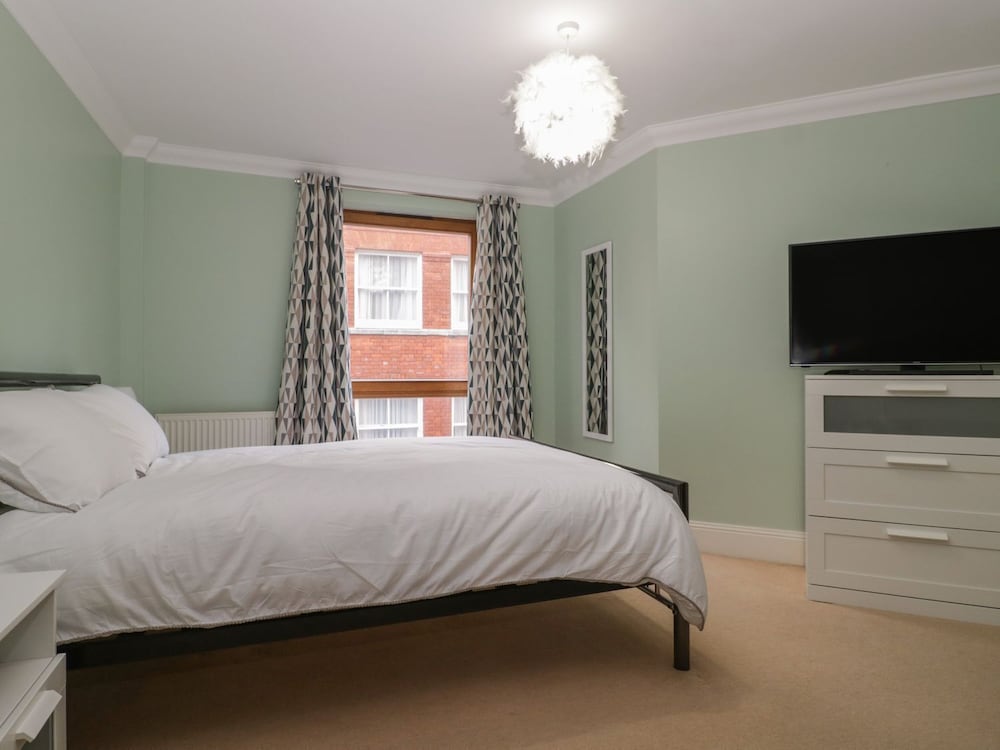 Townbridge Apartment