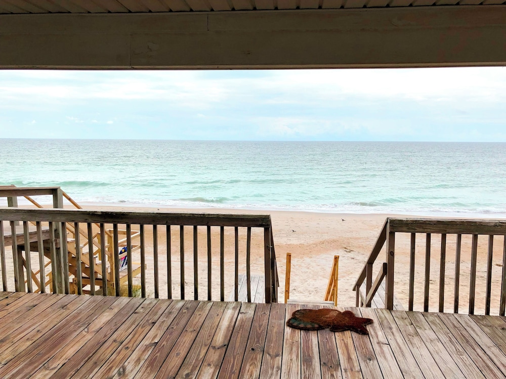 The Playhouse by Topsail Realty