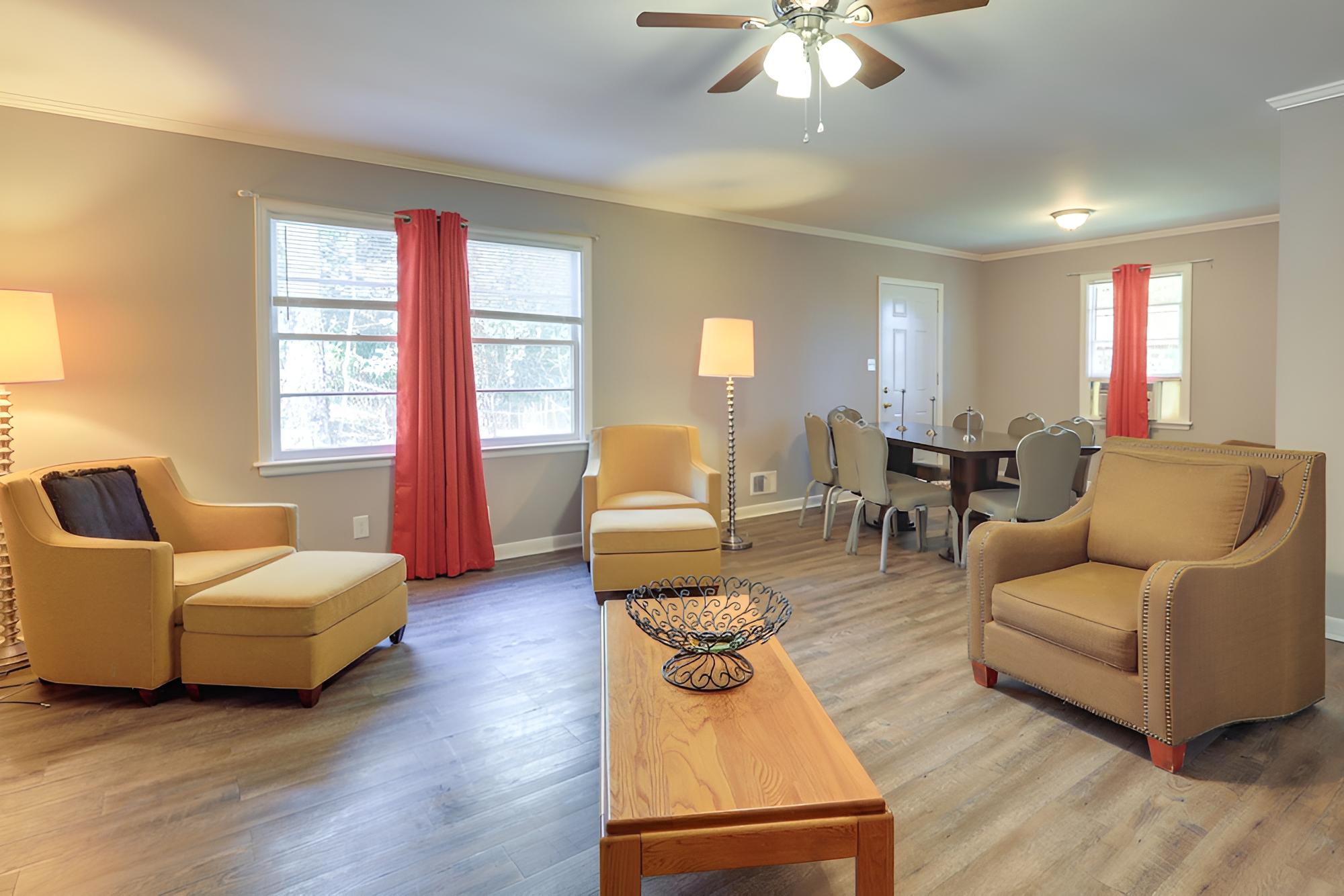 Cozy & Convenient Macon Home ~ 3 Mi to Town! view 3