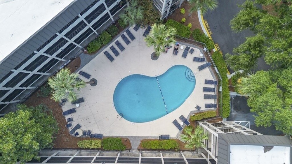South End - 180 Sea Side Villas 1 Bedroom Condo