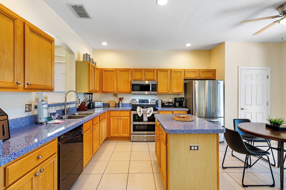 Spacious 7Br Villa In Kissimmee Up To 14 Guests