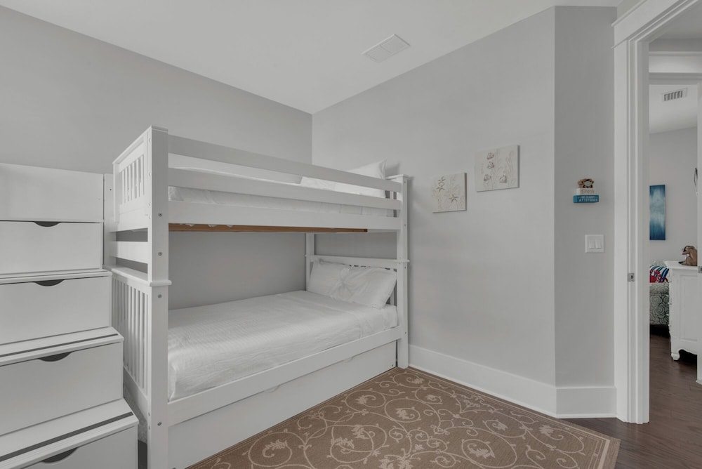 Naturewalk - Luxurious Coastal Retreat w/ Amazing Amenities view 5